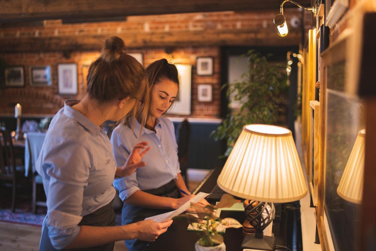 The Highdown - Brunning And Price Hotel Worthing Bagian luar foto