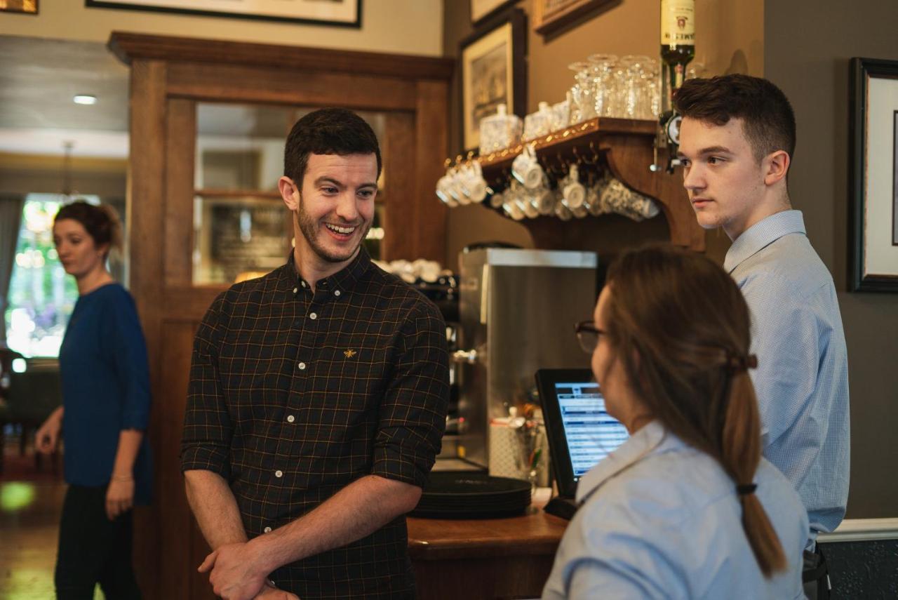 The Highdown - Brunning And Price Hotel Worthing Bagian luar foto