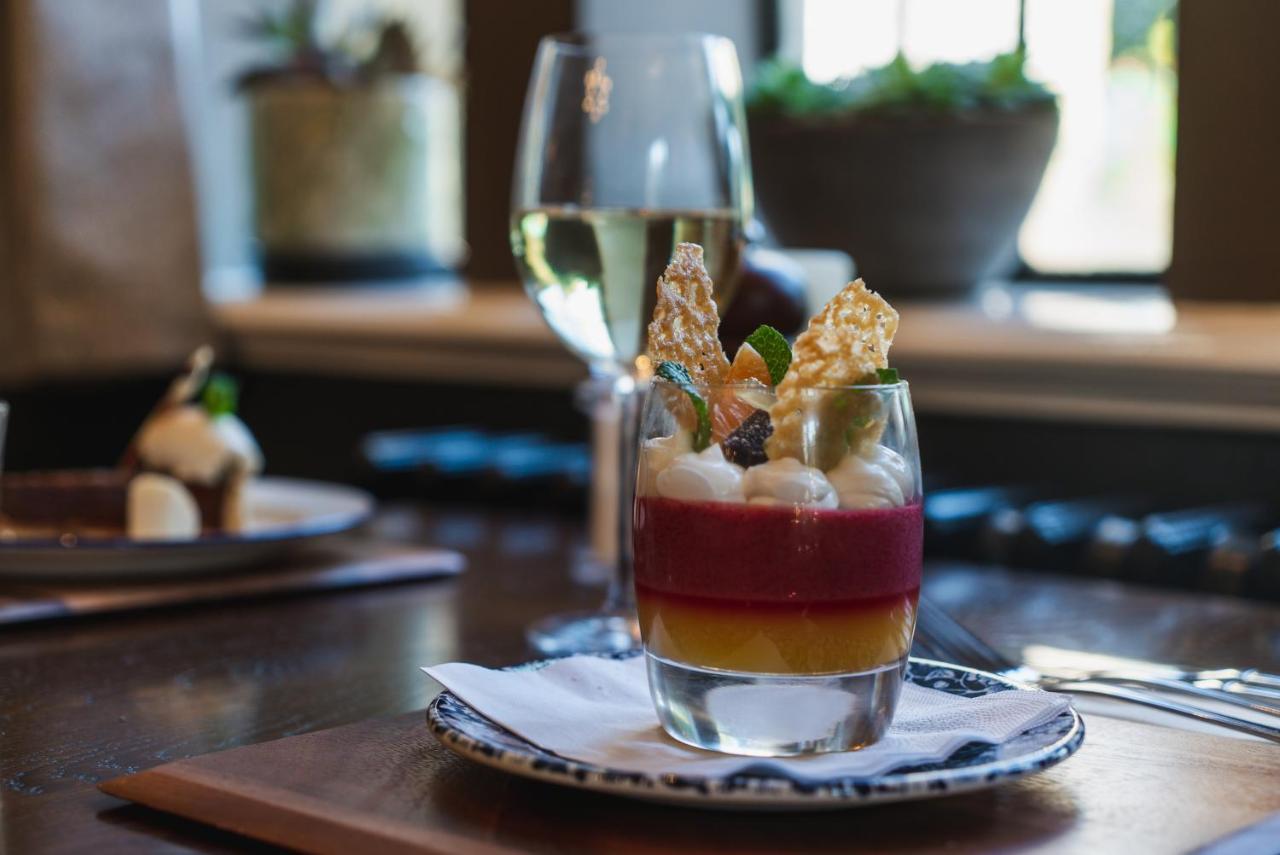 The Highdown - Brunning And Price Hotel Worthing Bagian luar foto